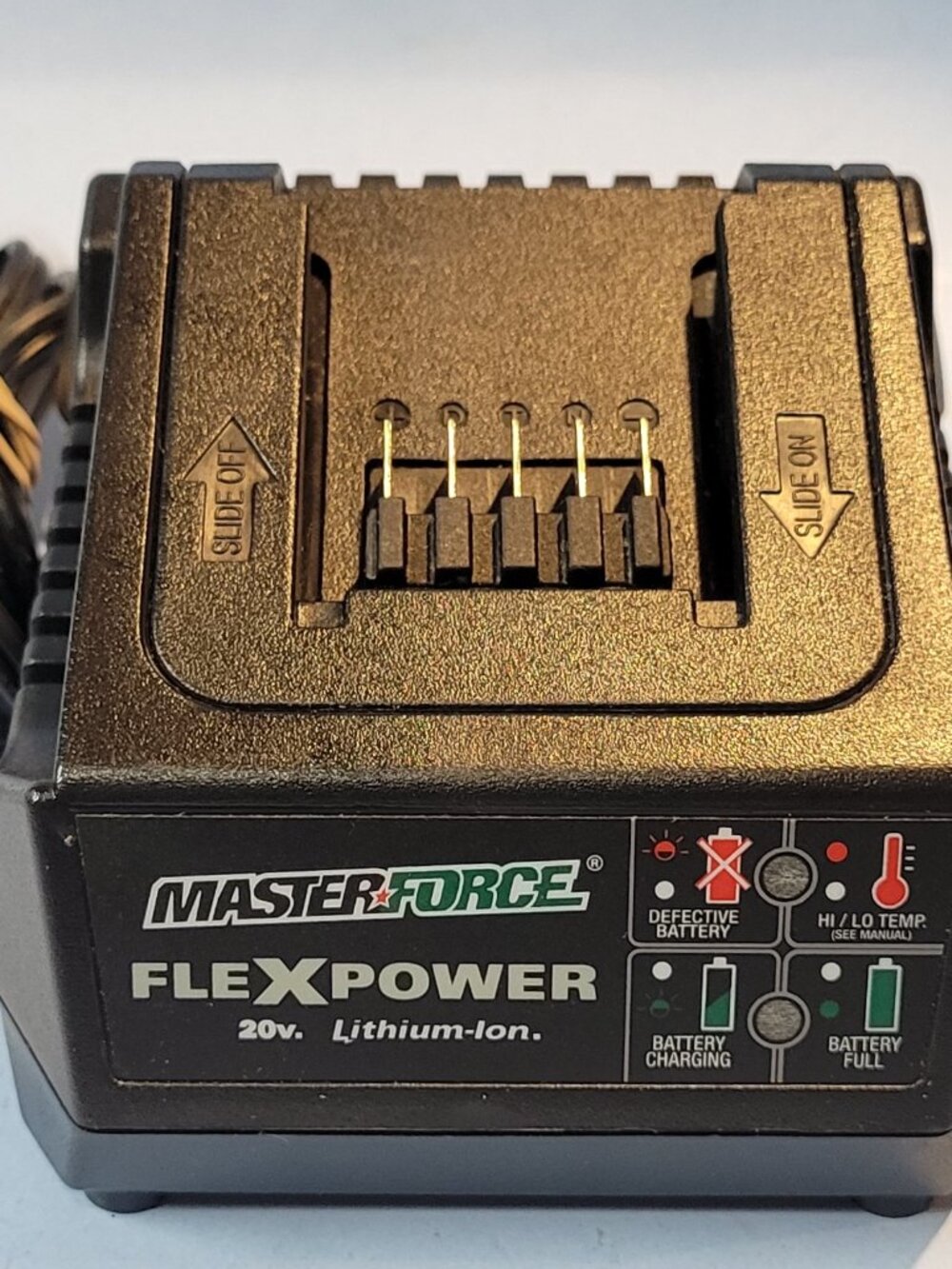 MasterForce FlexPower 20V Lithium-Ion Charge 252-8025